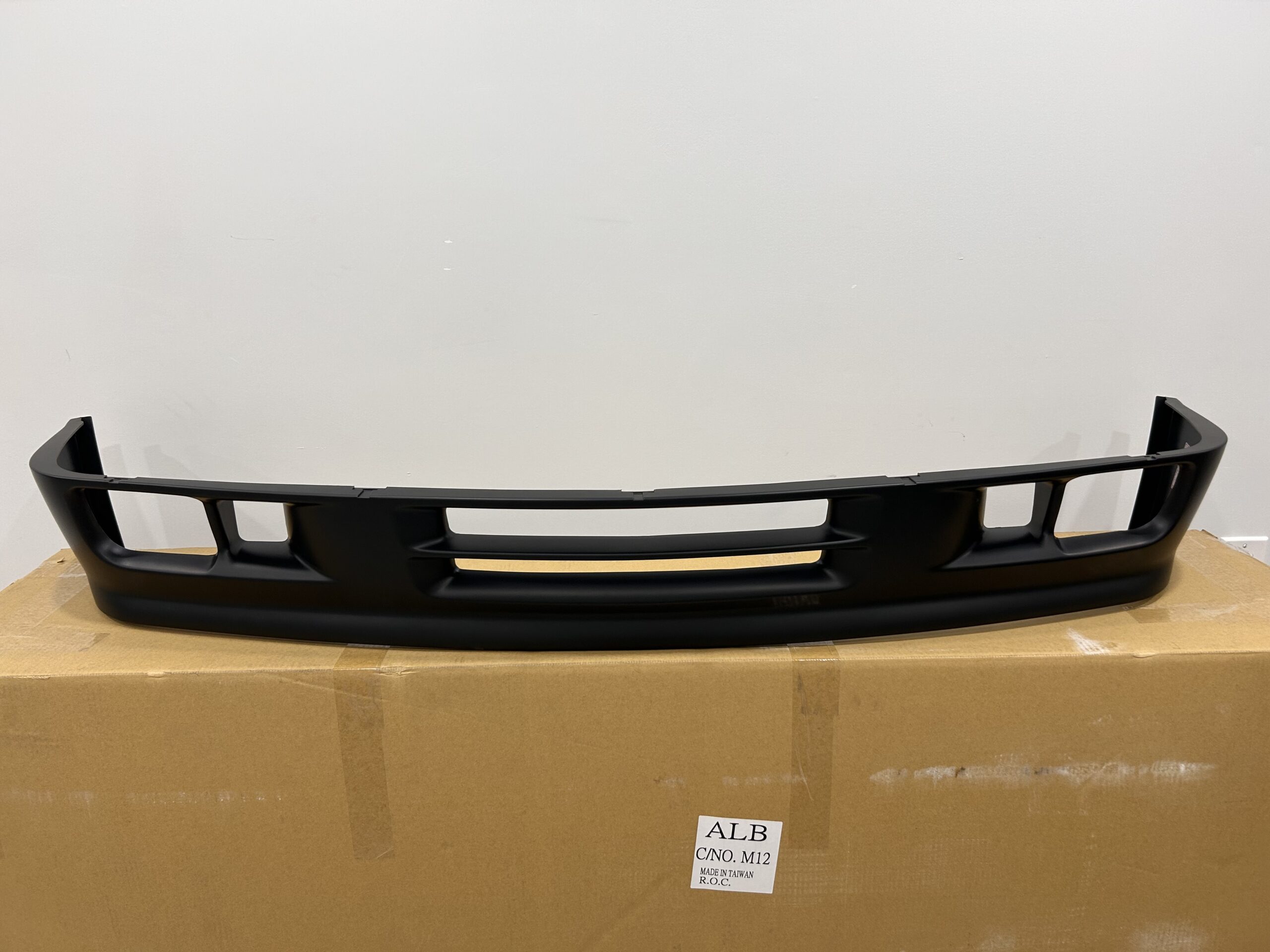 BMW E30 M-Tech 2 Front Bumper Valance Cover - Image 5